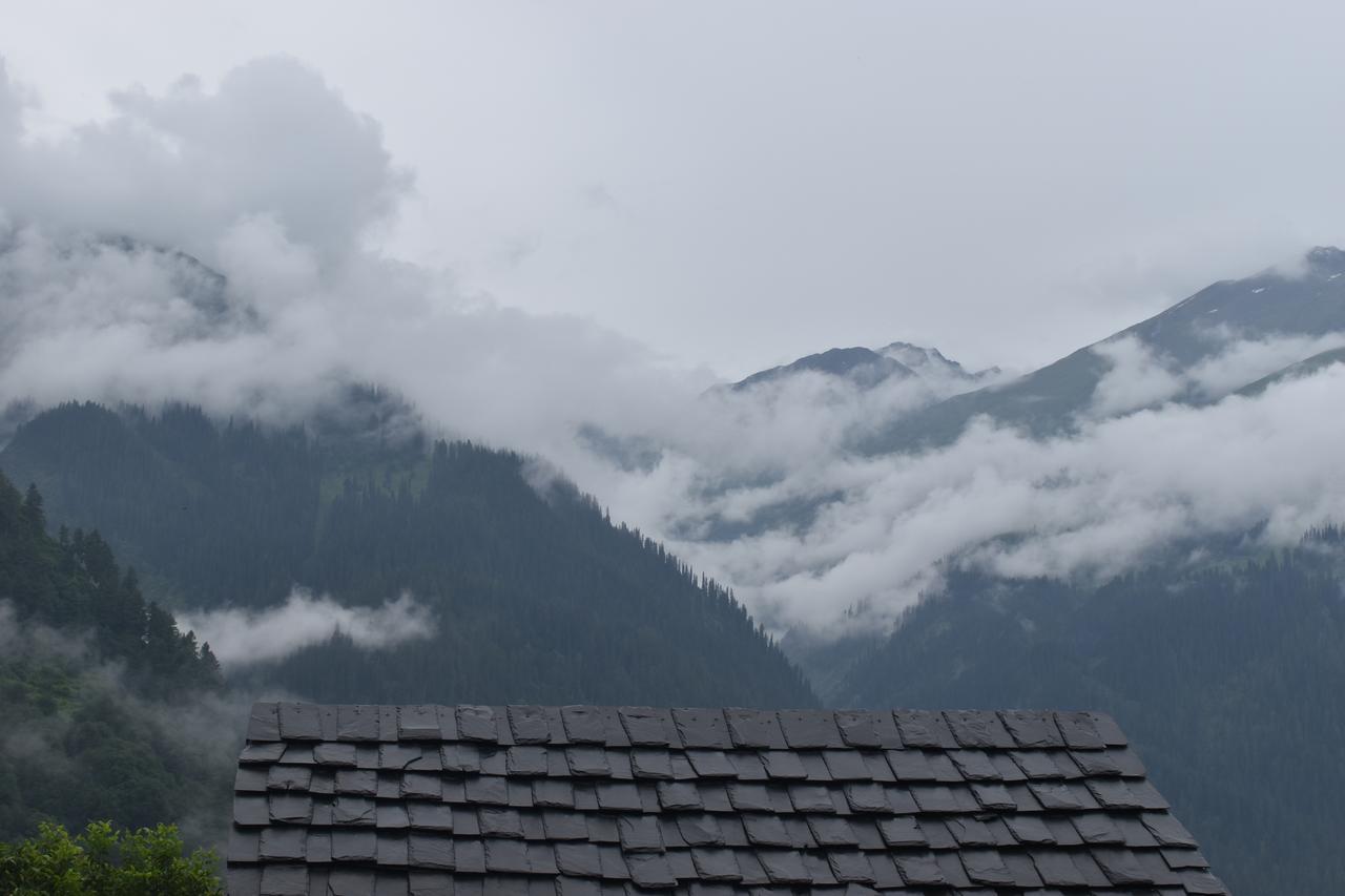 Shiva Moon Hotel Tosh Buitenkant foto
